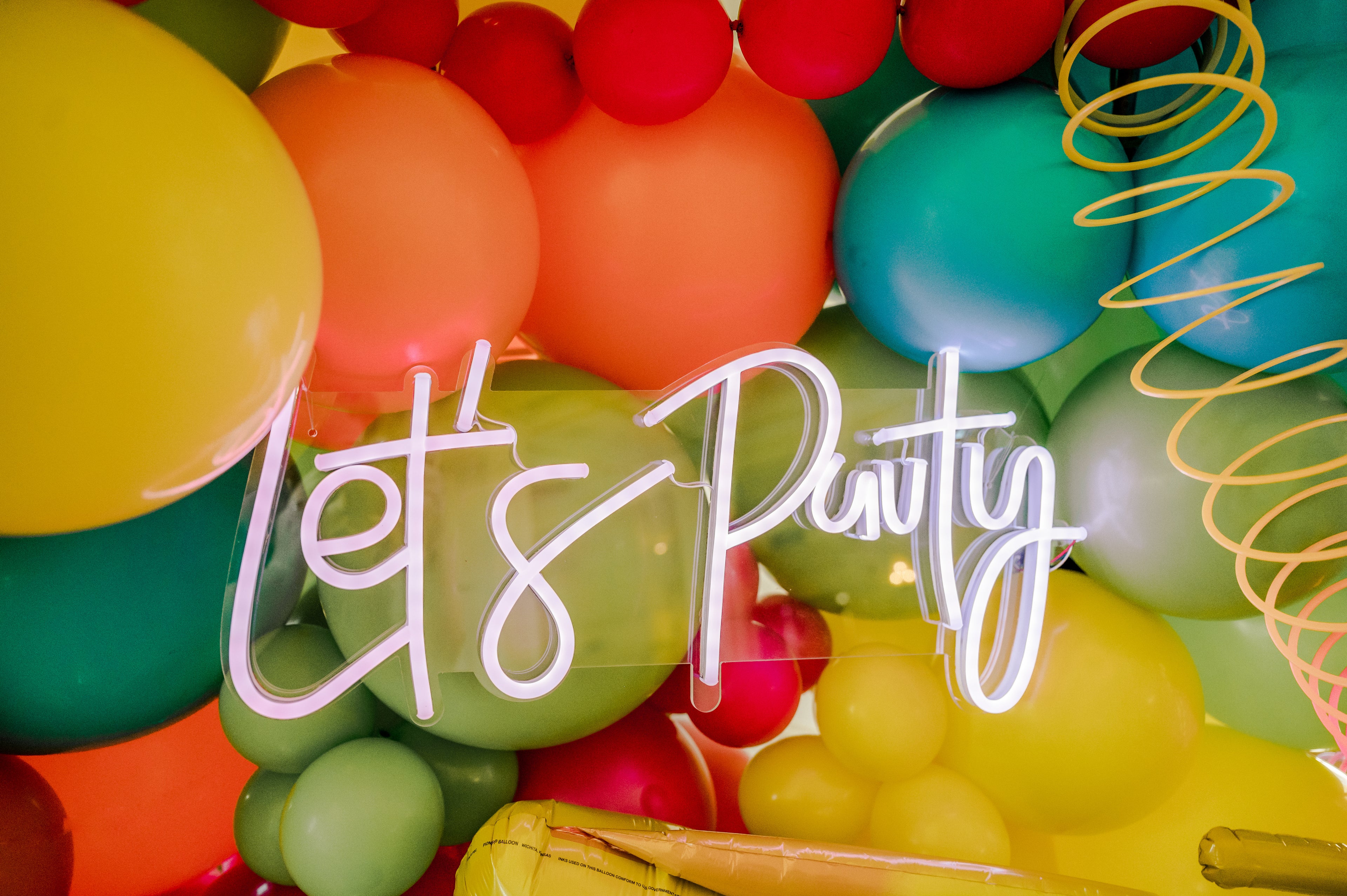 balloon bouquet delivery in Frederick Maryland